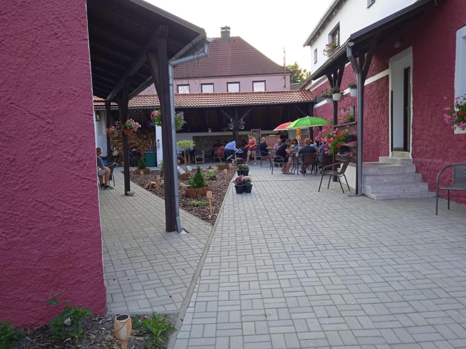 Penzion Dagmar Kokasice Екстериор снимка